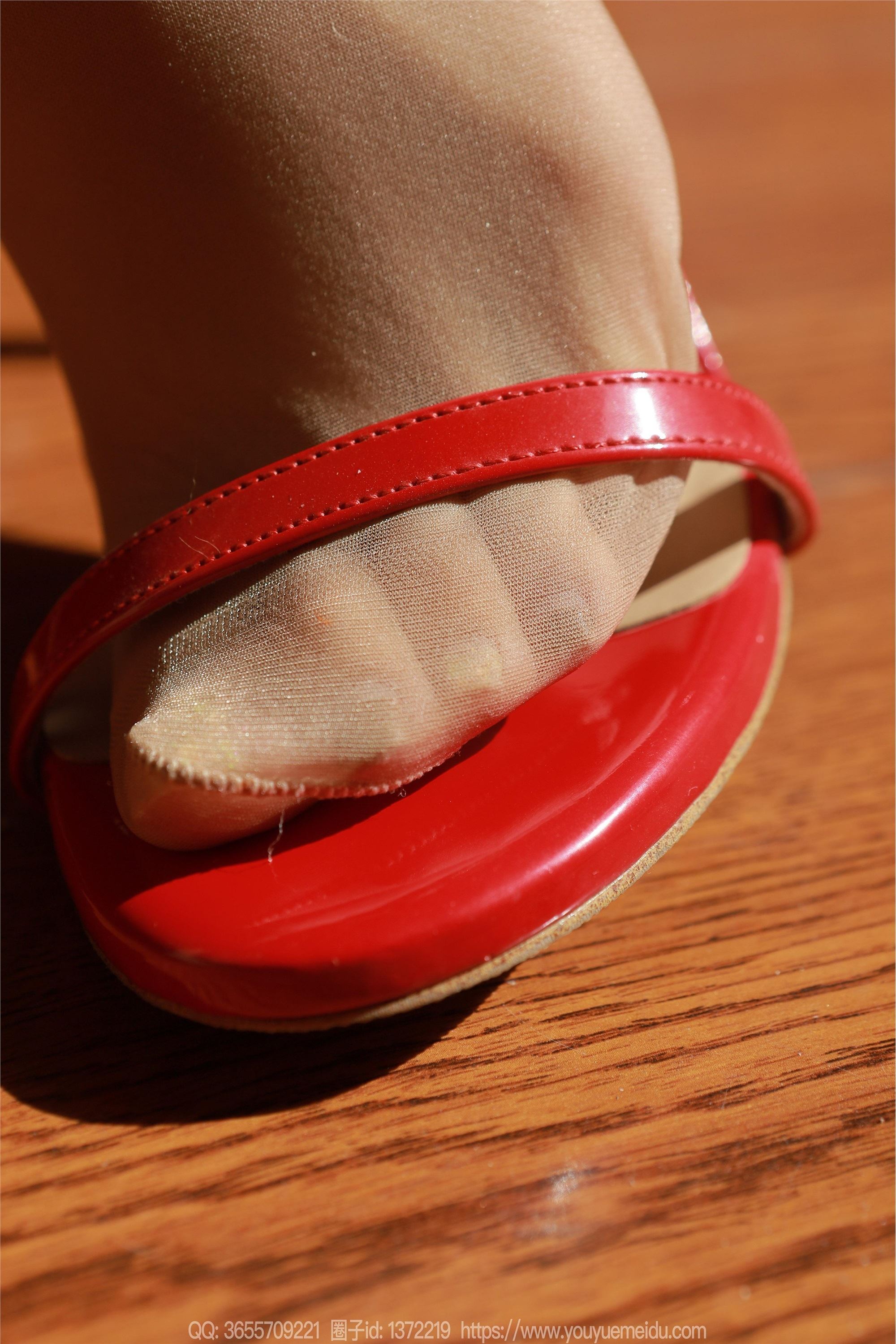 IESS异思趣向  2023.12.27 丝享家 1622 美子《美女阳光浴》